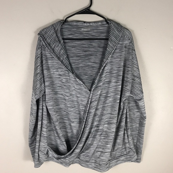 Danskin Now Tops - *Danskin now XL Grey white athletic top